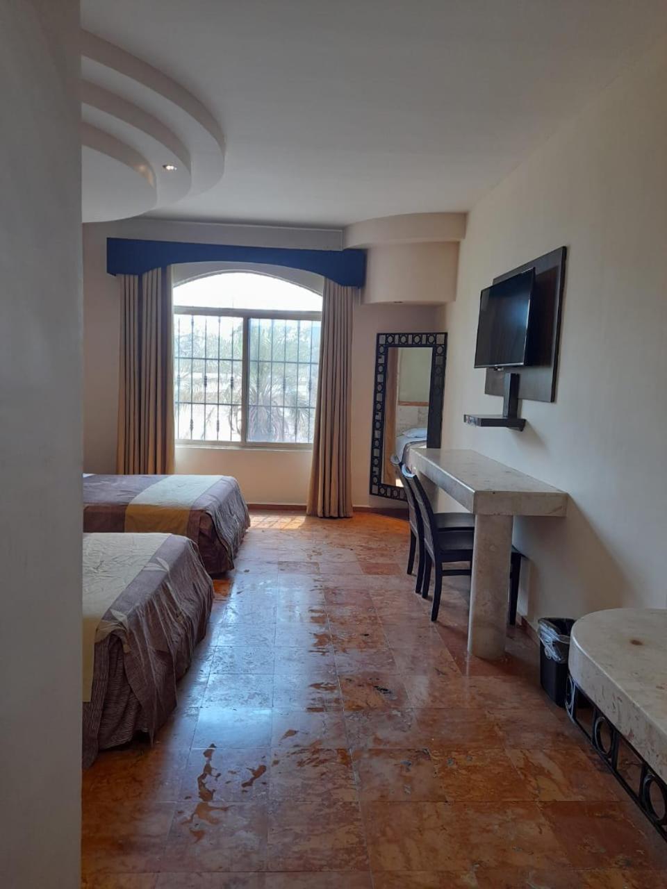 Hotel A'Ponte 梅里达 外观 照片